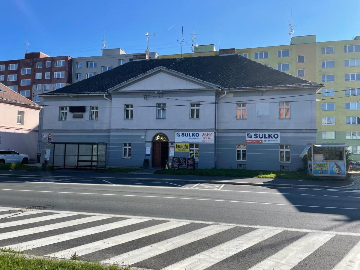 Apartman Alesta Bruntal Bagian luar foto