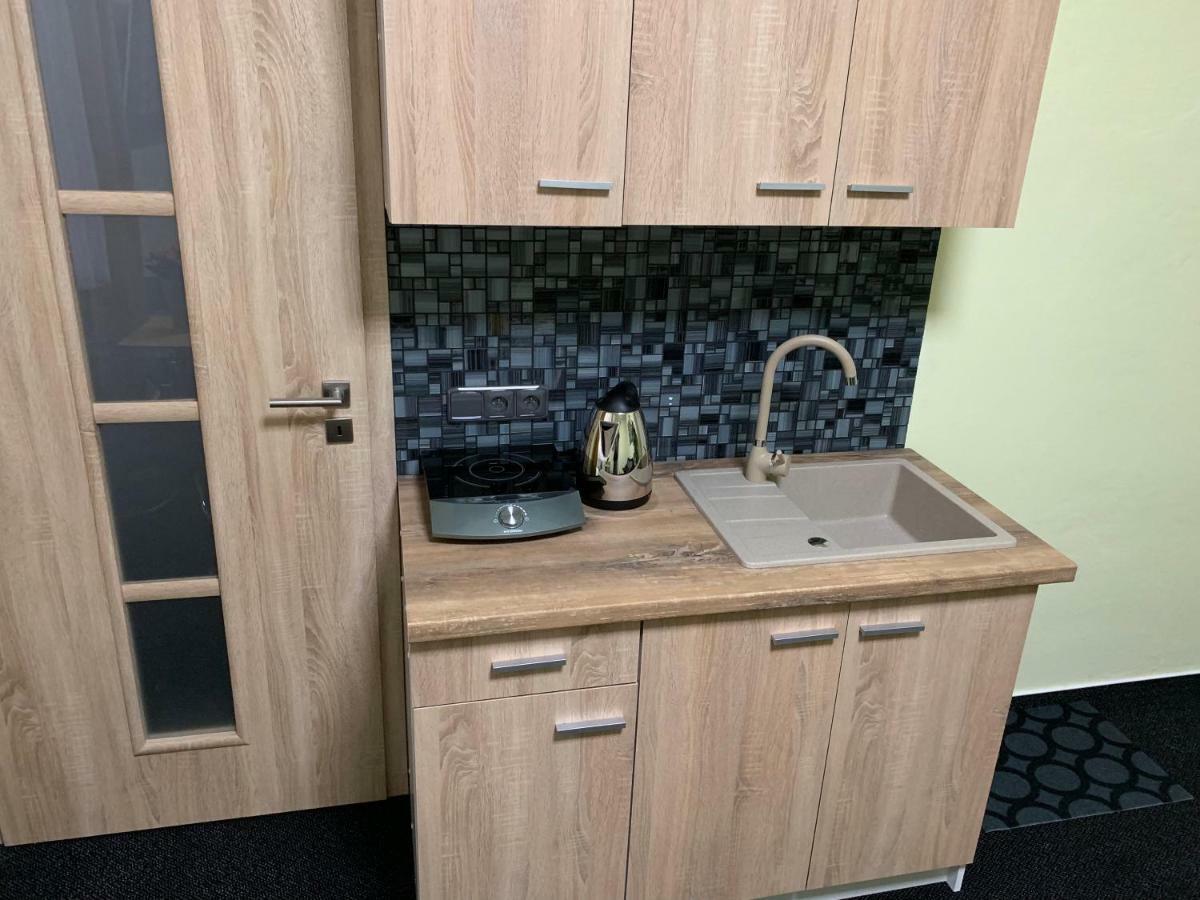 Apartman Alesta Bruntal Bagian luar foto